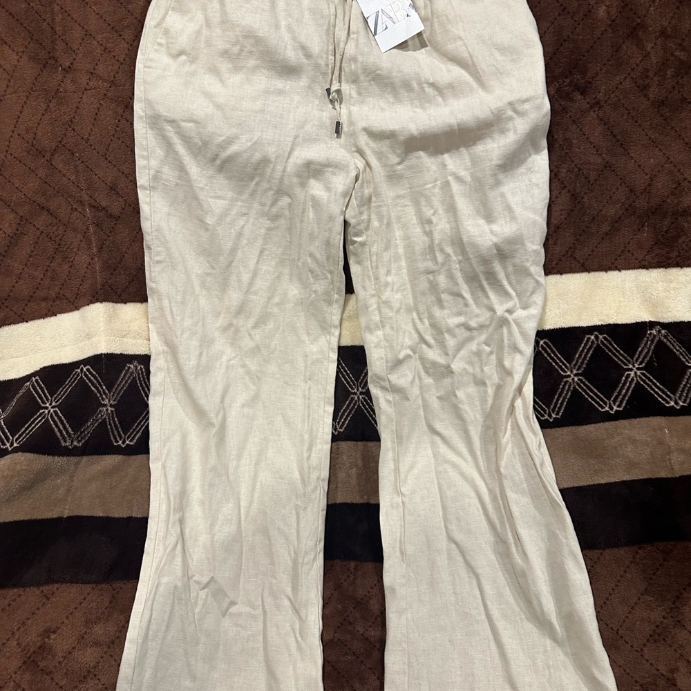 Zara Women's Cream Wide-Leg Pants - Picture 10 of 10